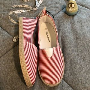 ✨New Gold Toe Red Striped Slip On Espadrille Shoes